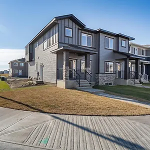 New Built 4 Bed , Calgary Canada