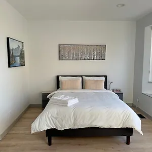 Sweet In , Vancouver Canada