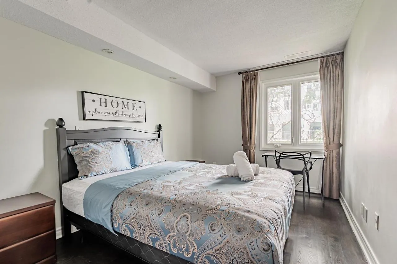 Beautiful Property In Downtown Core Close To Subway Station! Toronto